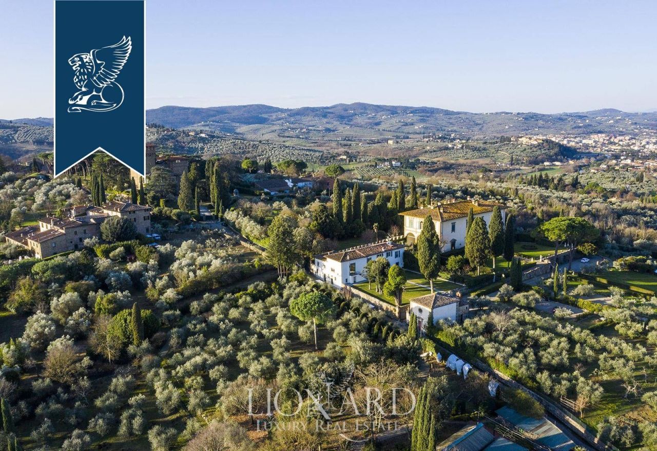 Вилла во Флоренции, Италия, 800 м² - фото 7