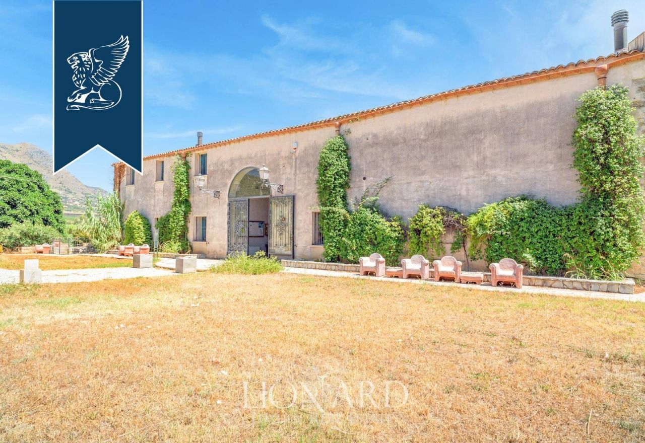 Дом в Алькамо, Италия, 3 700 м² - фото 6