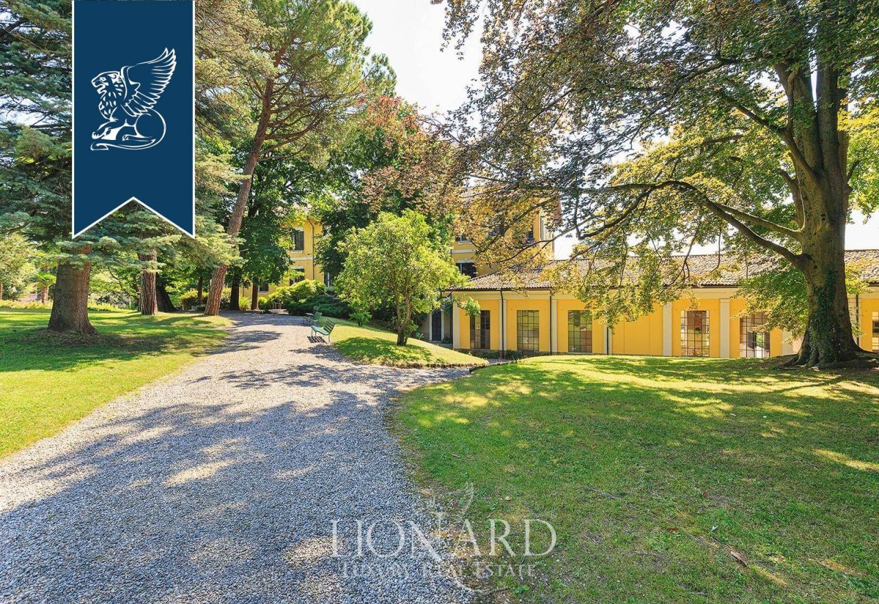 Вилла в Комо, Италия, 5 000 м² - фото 6