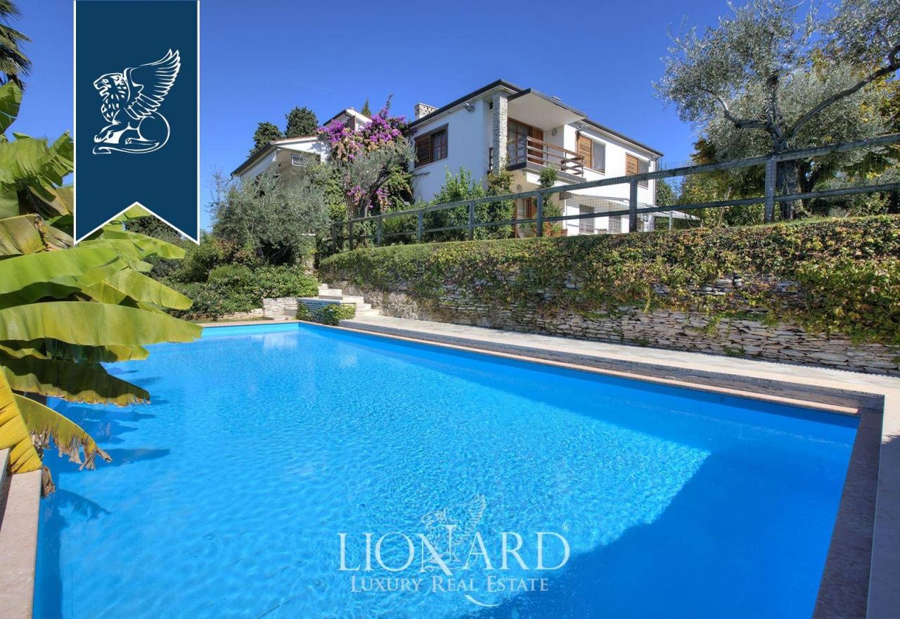 Вилла в Сирмионе, Италия, 570 м² - фото 6