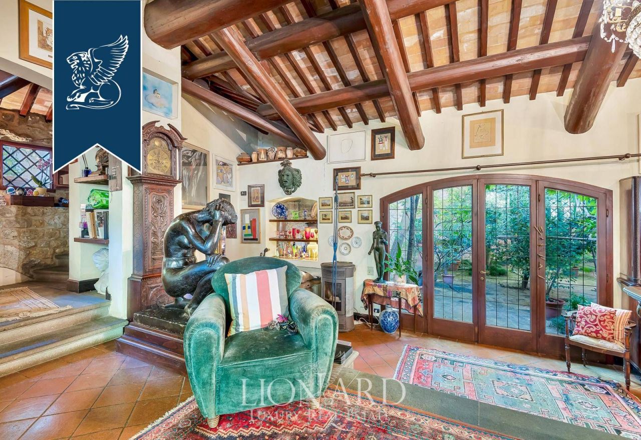 Замок в Камайоре, Италия, 500 м² - фото 6