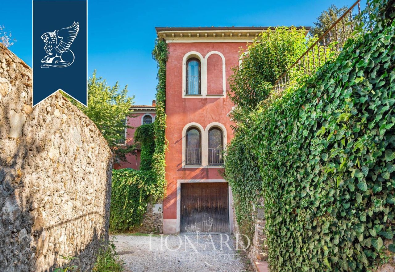 Вилла в Капаннори, Италия, 1 500 м² - фото 6