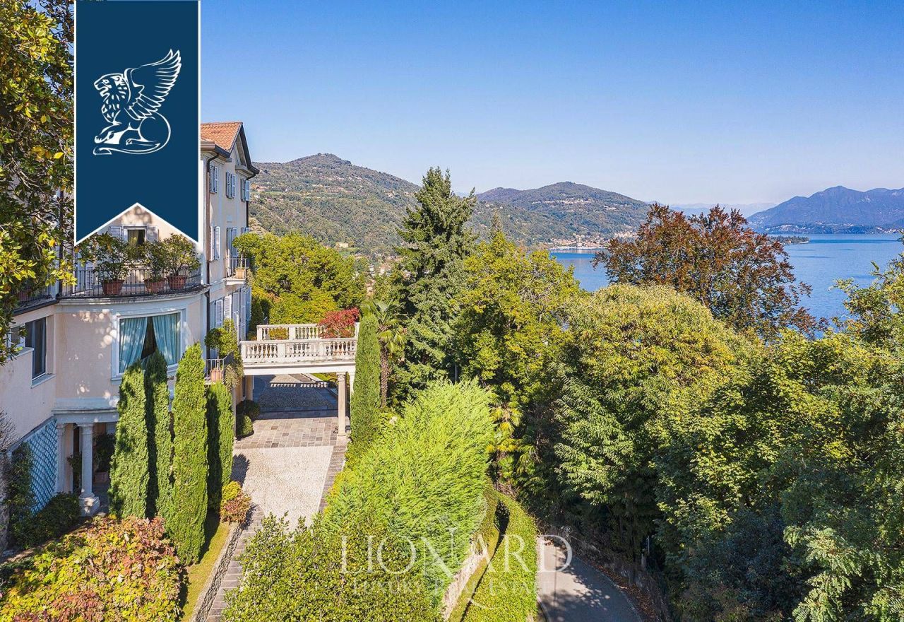 Вилла в Ароне, Италия, 1 000 м² - фото 6