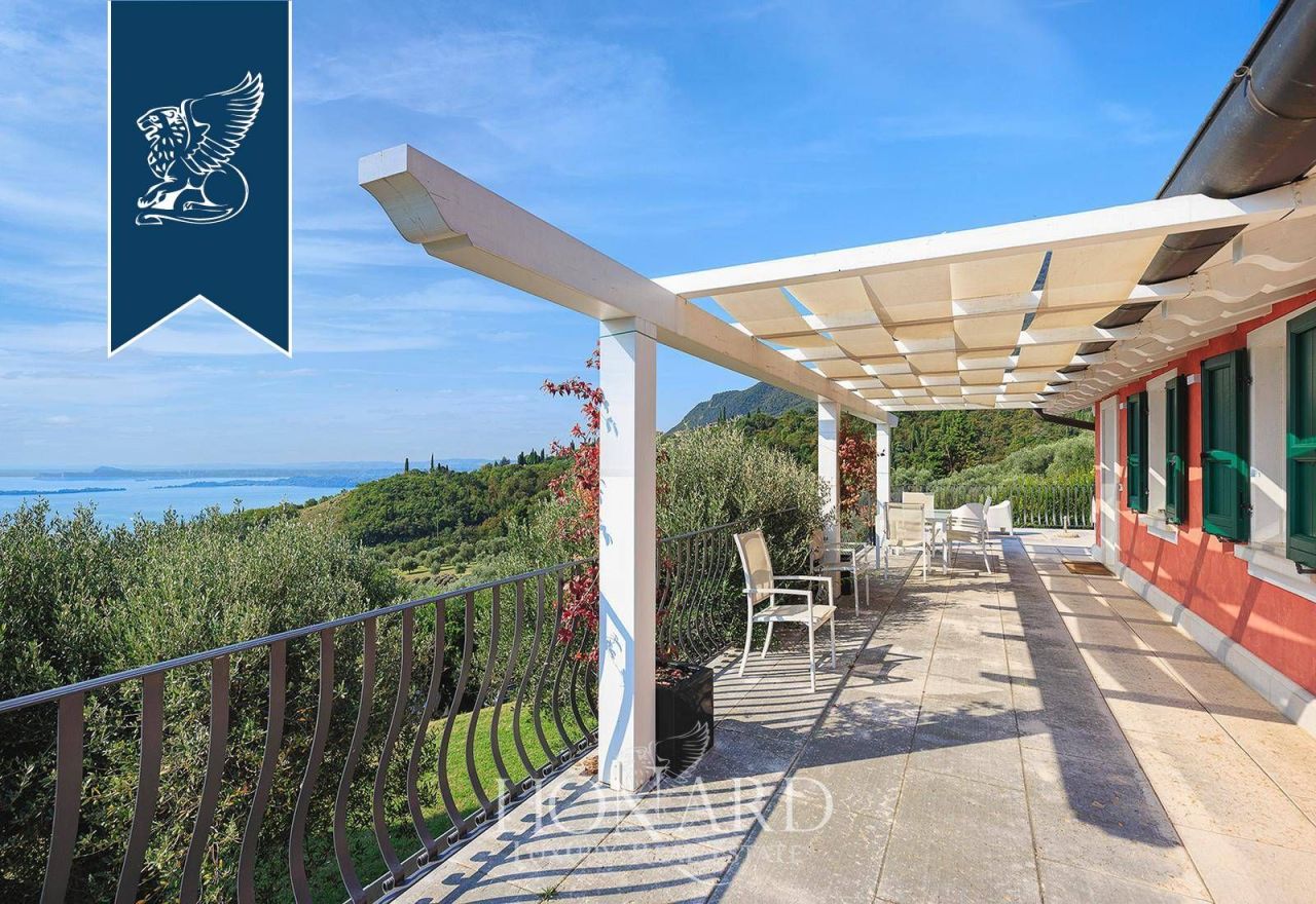 Вилла в Брешии, Италия, 805 м² - фото 6