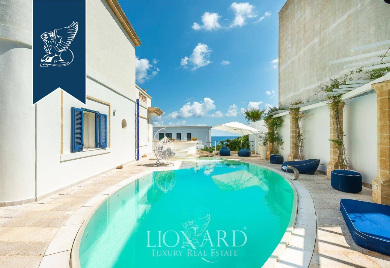 Вилла в Лечче, Италия, 350 м² - фото 6