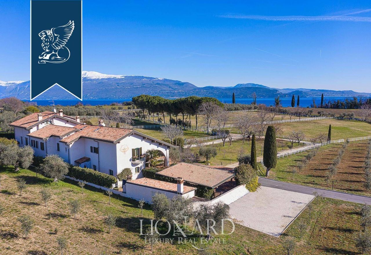 Вилла в Сан-Феличе-дель-Бенако, Италия, 635 м² - фото 6