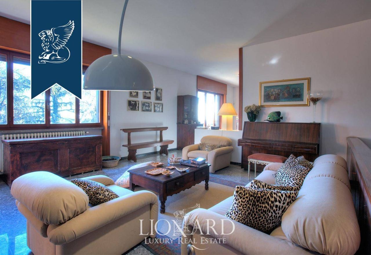 Вилла в Ароне, Италия, 1 500 м² - фото 6