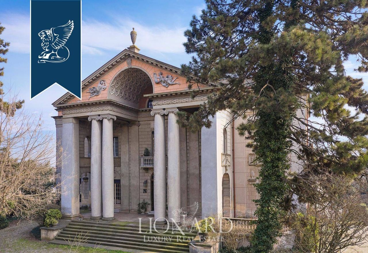 Вилла в Кремоне, Италия, 1 600 м² - фото 6