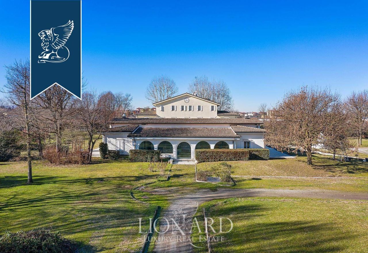 Вилла в Модене, Италия, 1 700 м² - фото 6