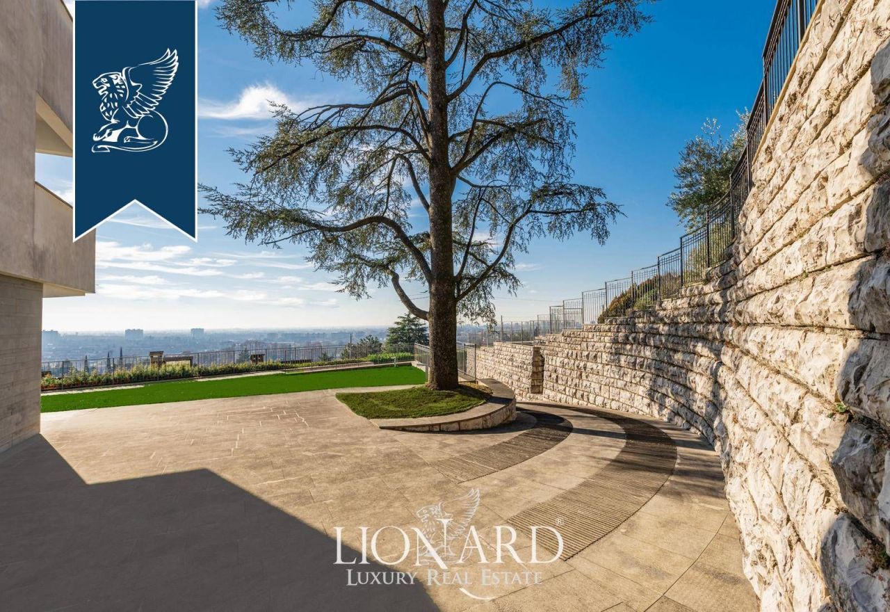 Вилла в Брешии, Италия, 769 м² - фото 6