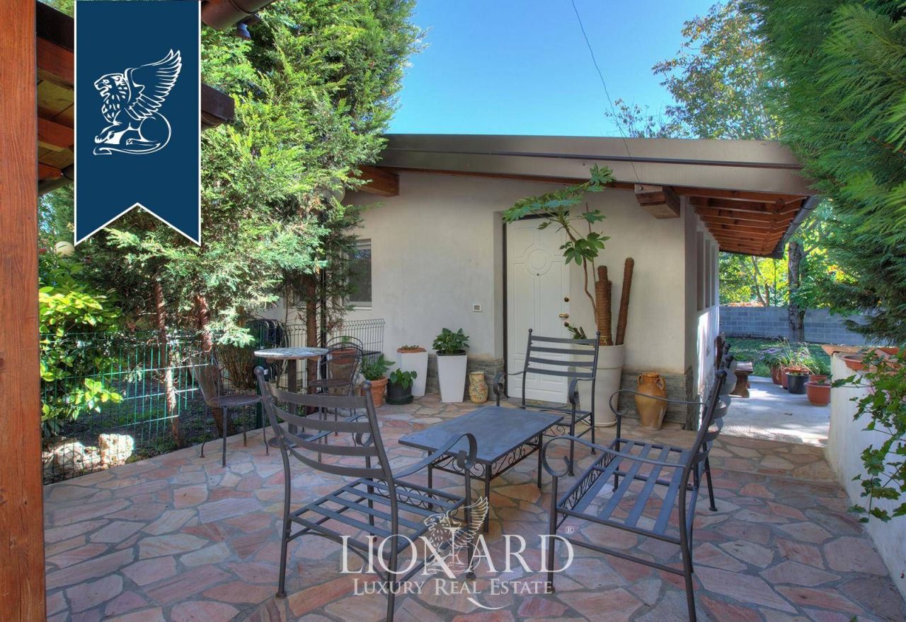 Ферма в Павии, Италия, 580 м² - фото 6