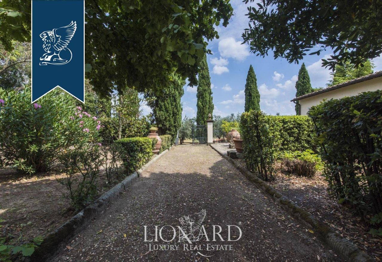 Вилла в Прато, Италия, 1 000 м² - фото 7