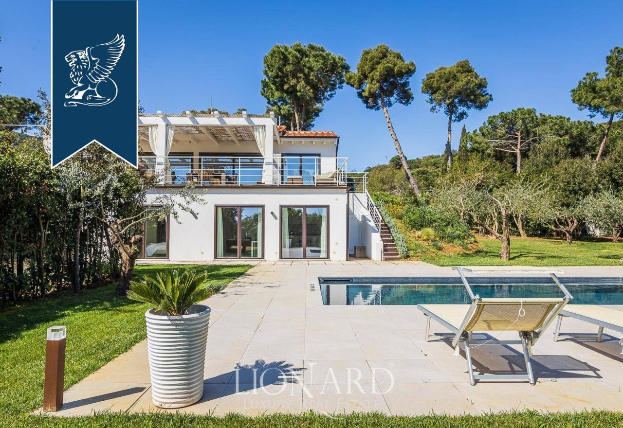 Вилла в Ливорно, Италия, 415 м² - фото 7