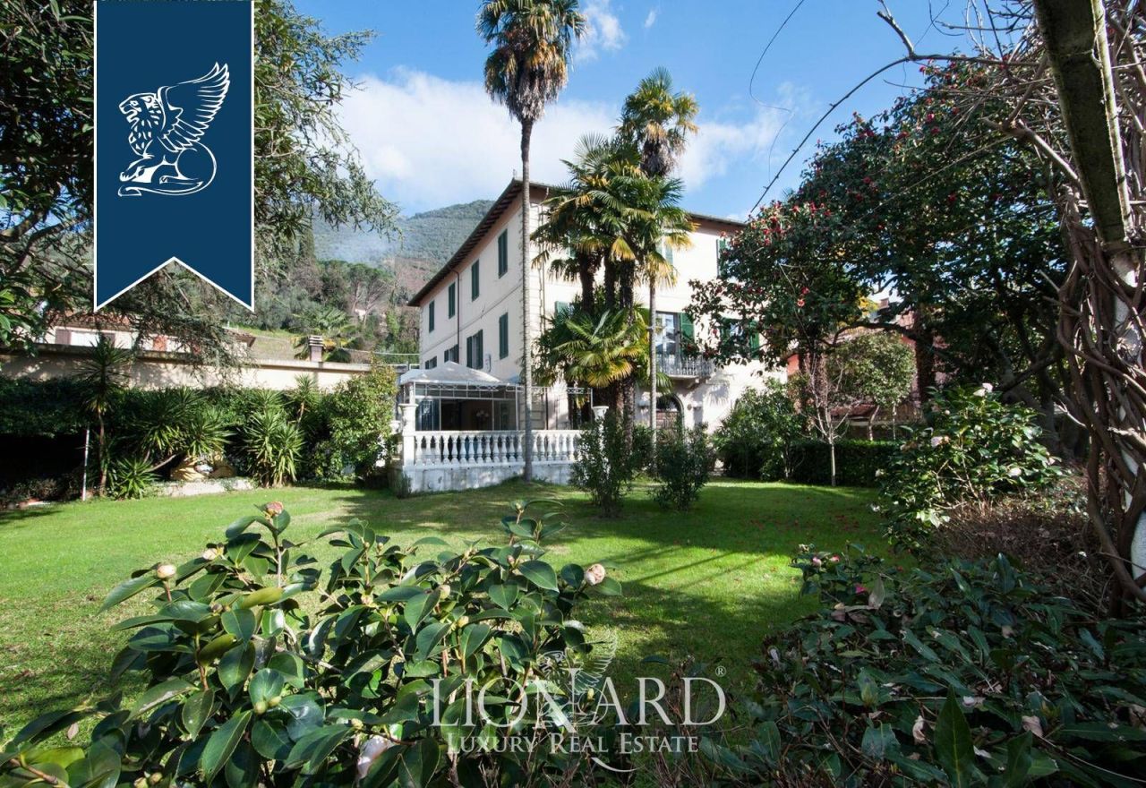 Вилла в Камайоре, Италия, 500 м² - фото 8