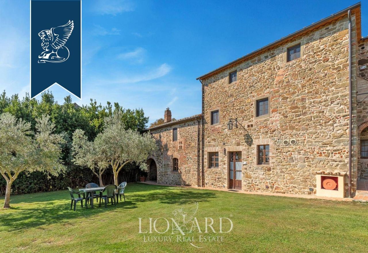 Дом в Туоро-суль-Тразимено, Италия, 2 500 м² - фото 8