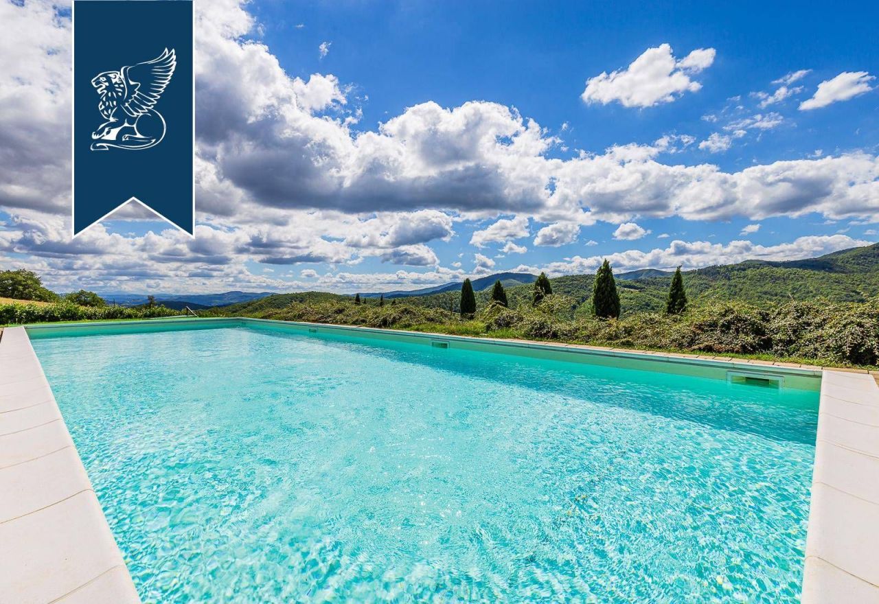 Вилла в Ареццо, Италия, 3 000 м² - фото 8