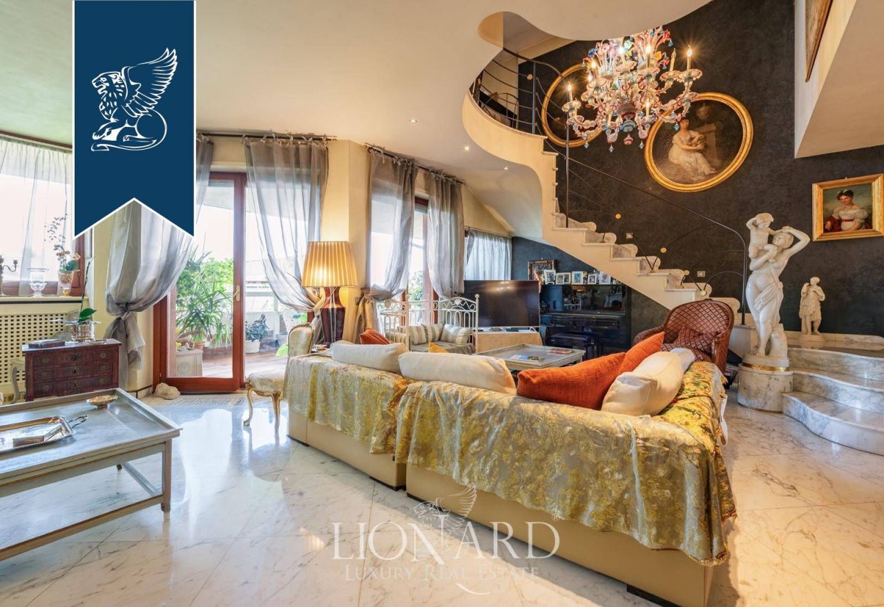 Апартаменты в Милане, Италия, 450 м² - фото 8