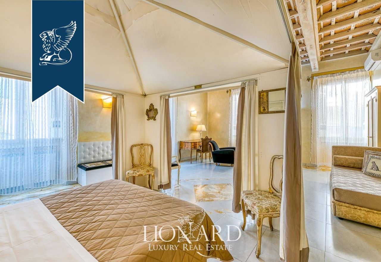 Апартаменты в Риме, Италия, 460 м² - фото 8