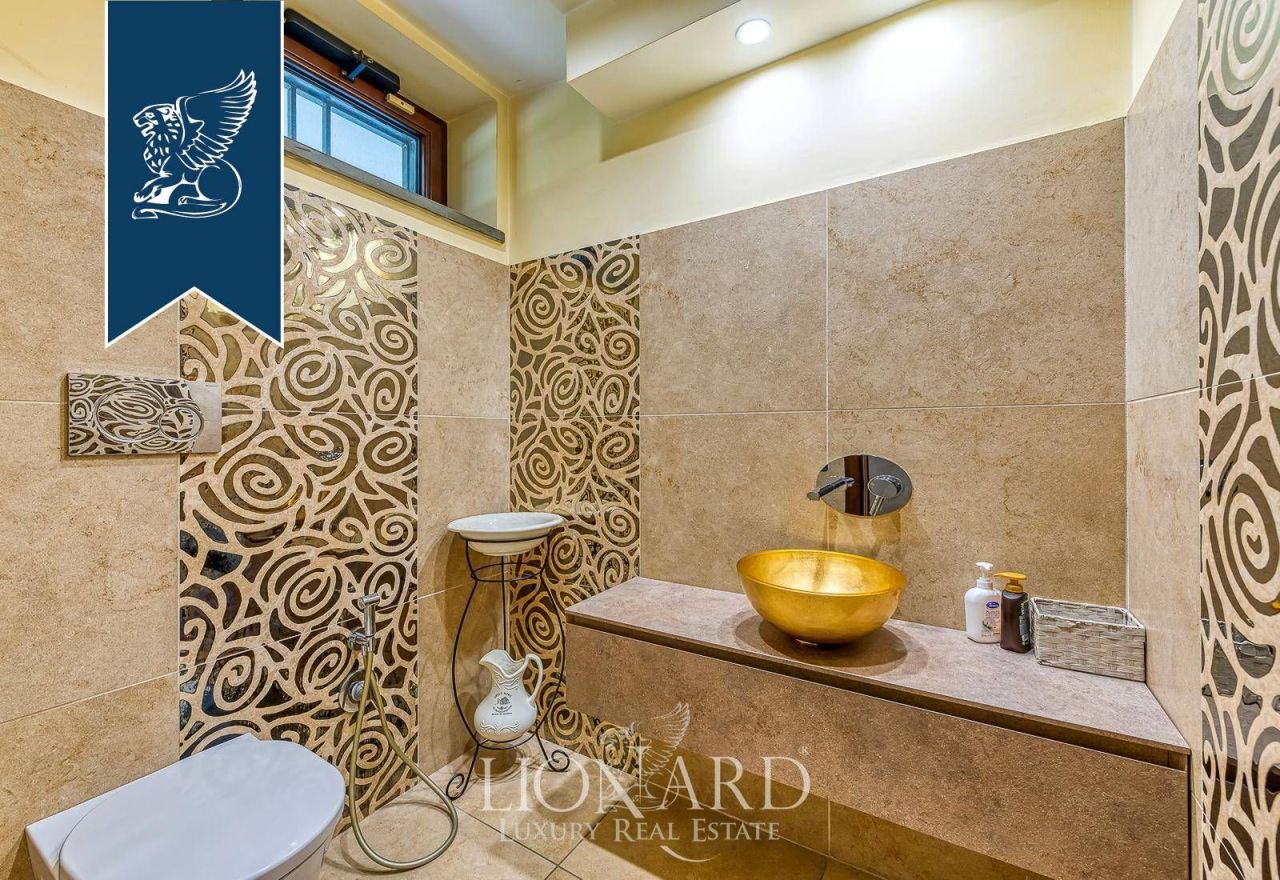 Вилла в Риме, Италия, 300 м² - фото 8