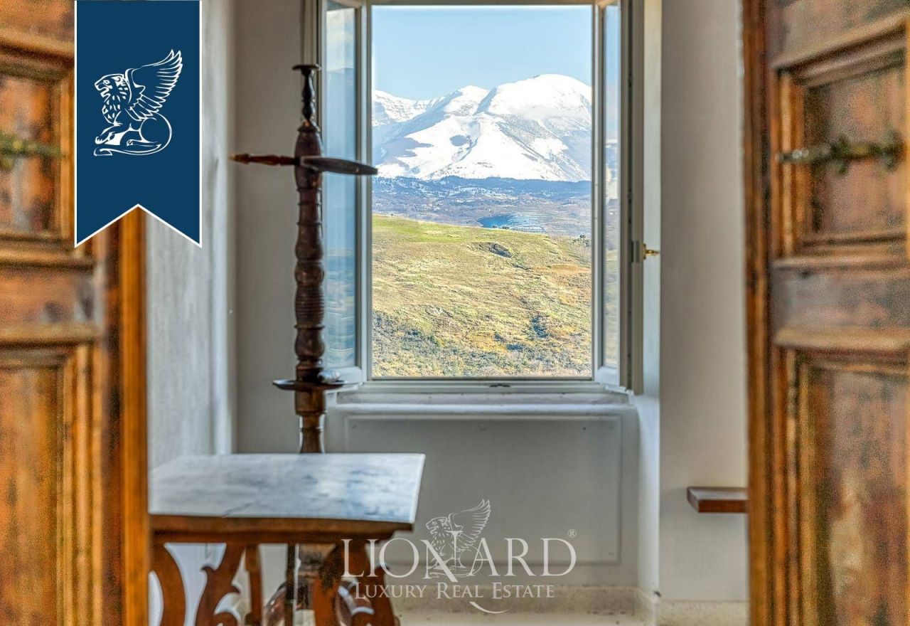 Замок в Пескаре, Италия, 3 200 м² - фото 8