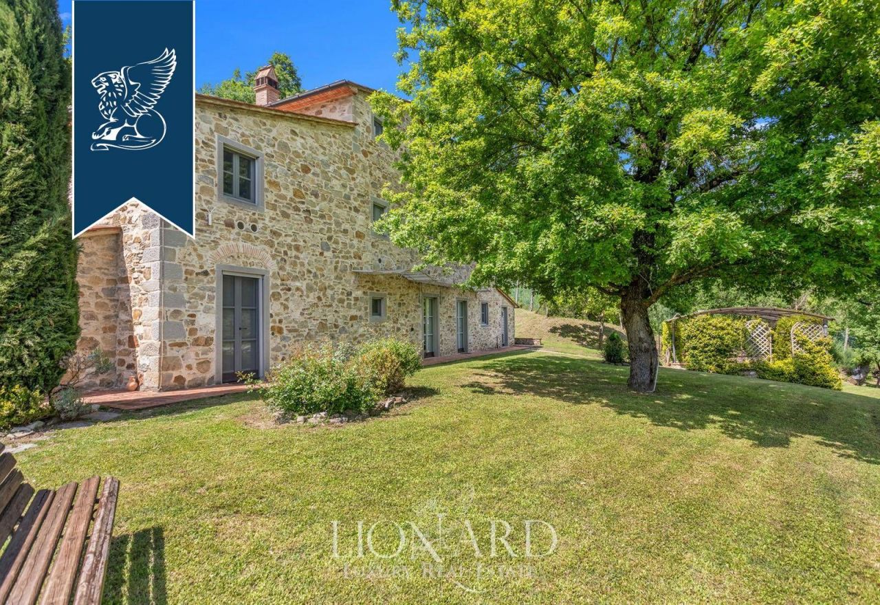 Вилла в Ареццо, Италия, 726 м² - фото 8