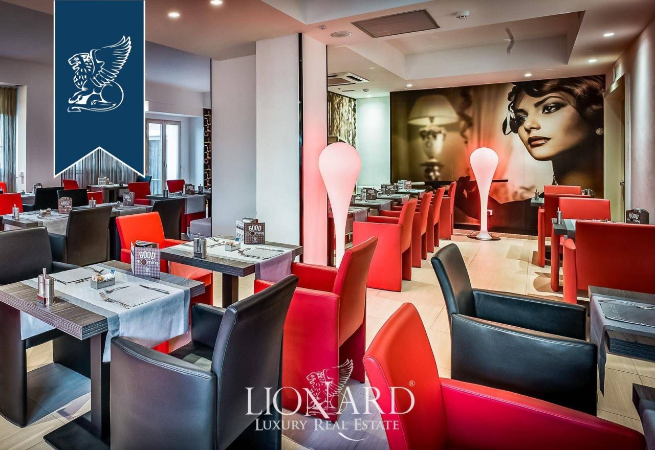 Отель, гостиница в Ла-Маддалене, Италия, 8 000 м² - фото 8