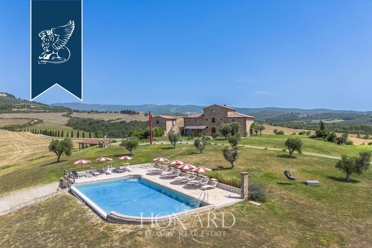 Ферма в Монтекатини-Валь-ди-Чечина, Италия, 1 000 м² - фото 8