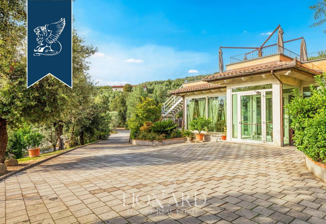 Ферма в Пистое, Италия, 1 296 м² - фото 8