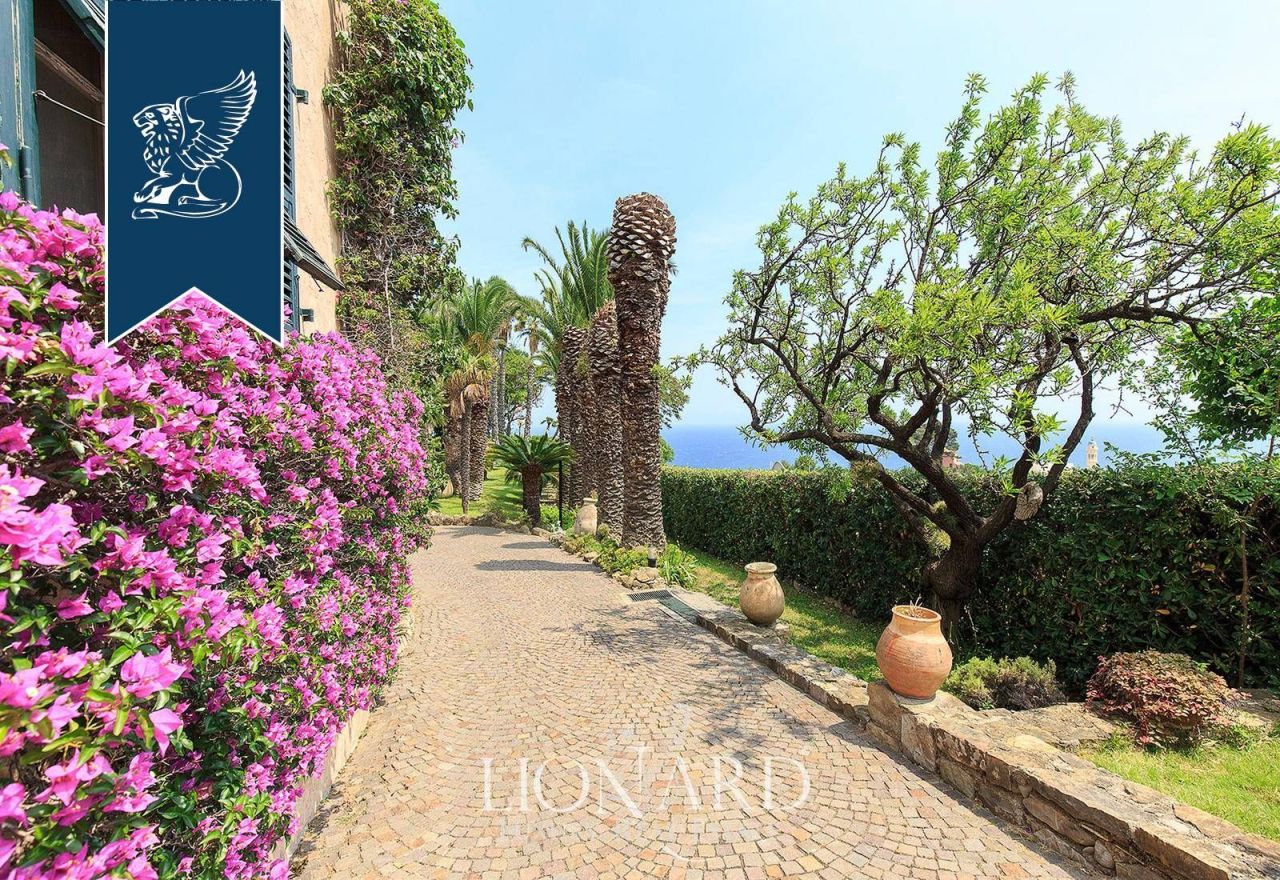 Вилла в Сан-Ремо, Италия, 800 м² - фото 8