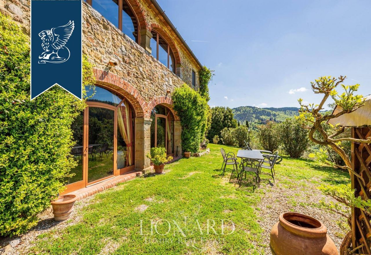 Вилла в Сиене, Италия, 700 м² - фото 8