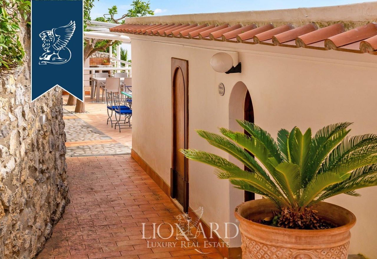 Вилла в Салерно, Италия, 400 м² - фото 8