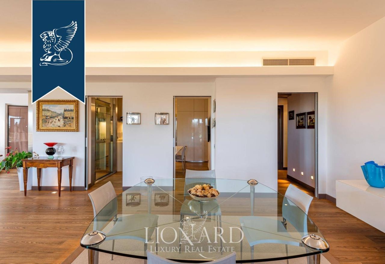 Апартаменты в Монце, Италия, 380 м² - фото 8