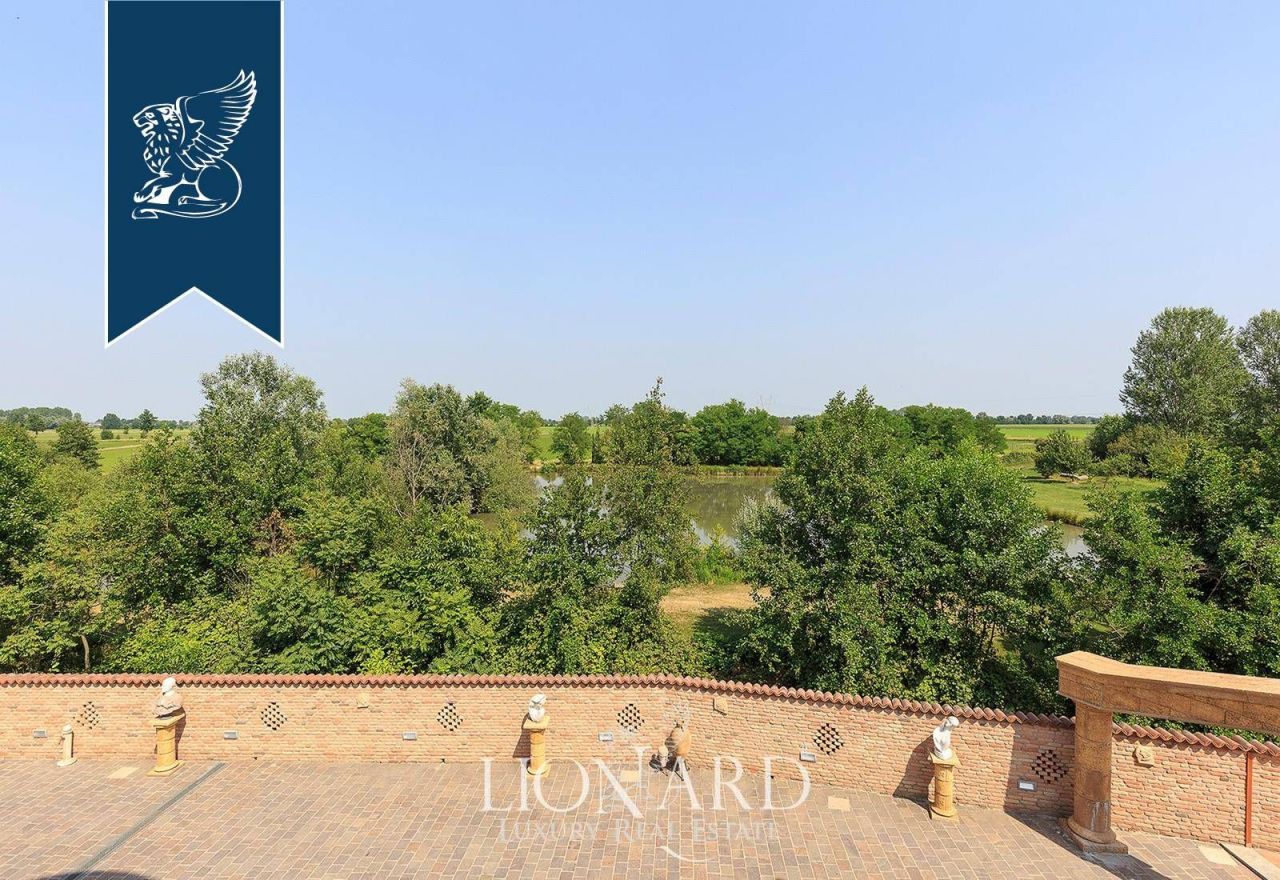 Вилла в Павии, Италия, 400 м² - фото 8