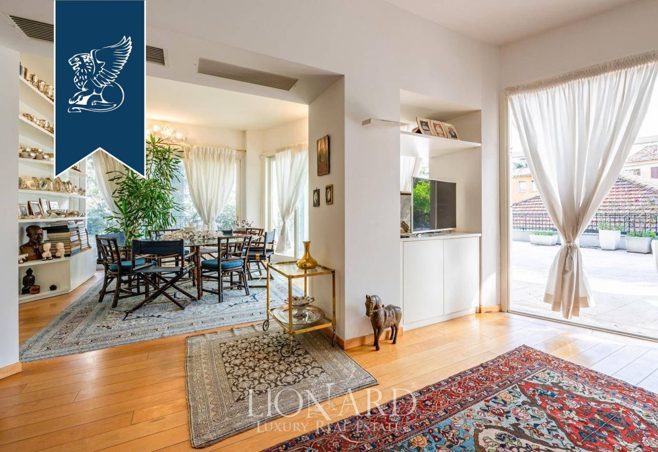 Апартаменты в Милане, Италия, 200 м² - фото 8