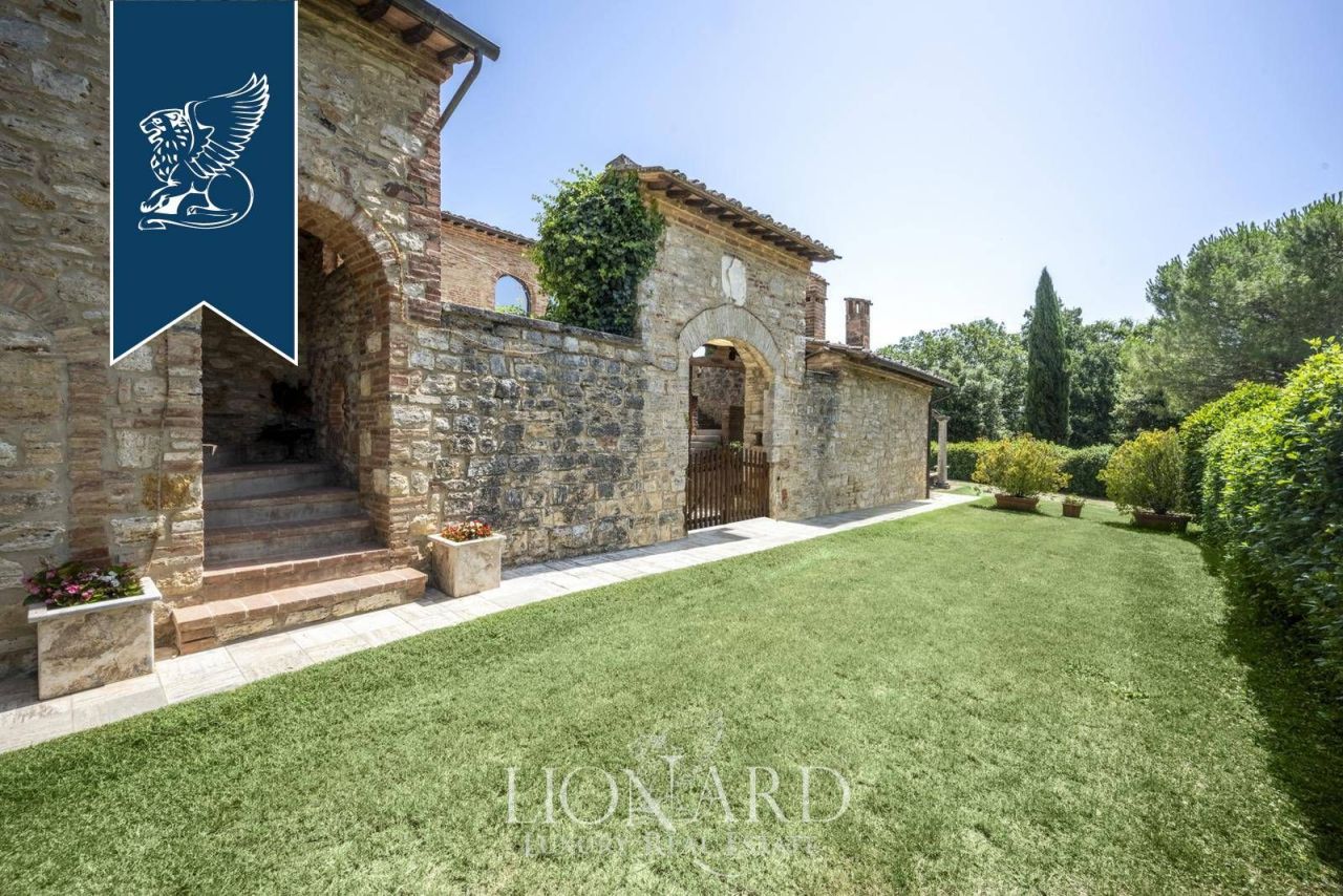 Ферма в Сиене, Италия, 800 м² - фото 8