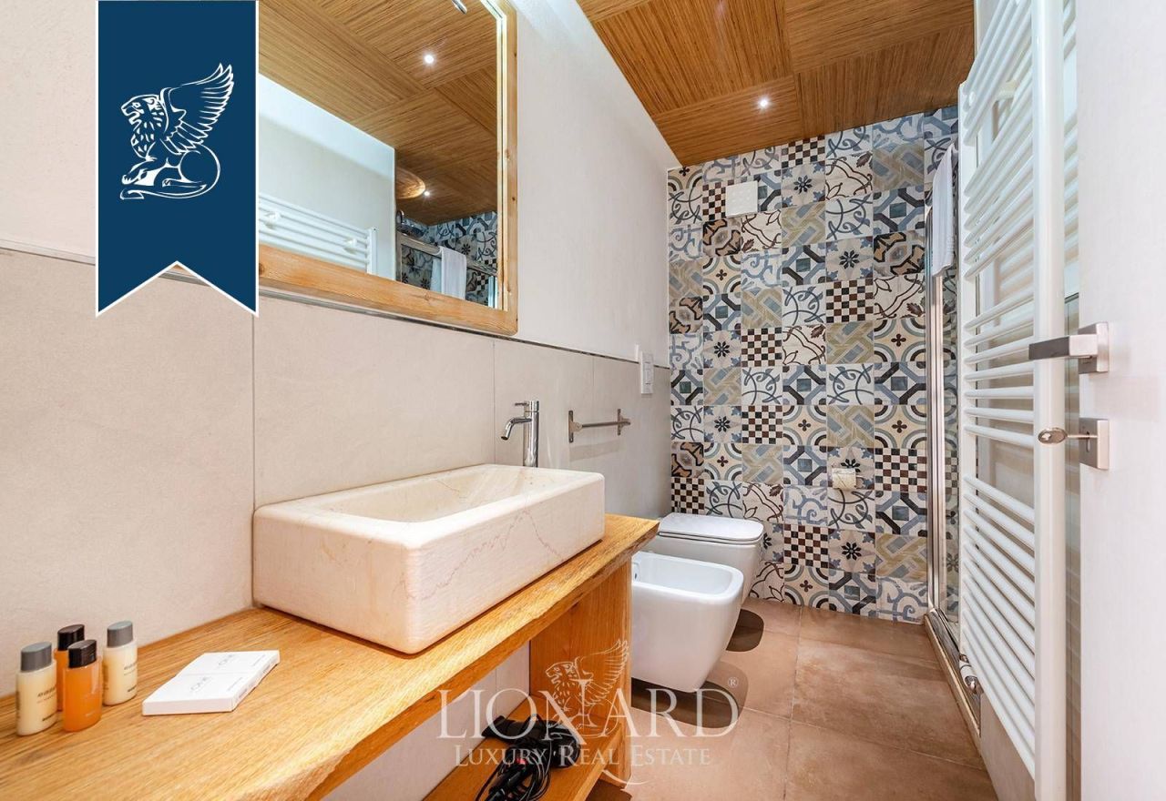 Дом в Монополи, Италия, 700 м² - фото 8