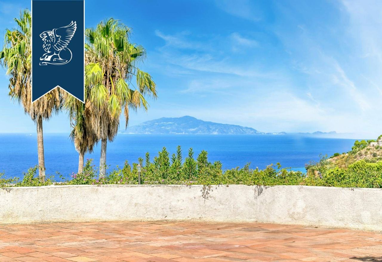 Вилла в Неаполе, Италия, 200 м² - фото 8