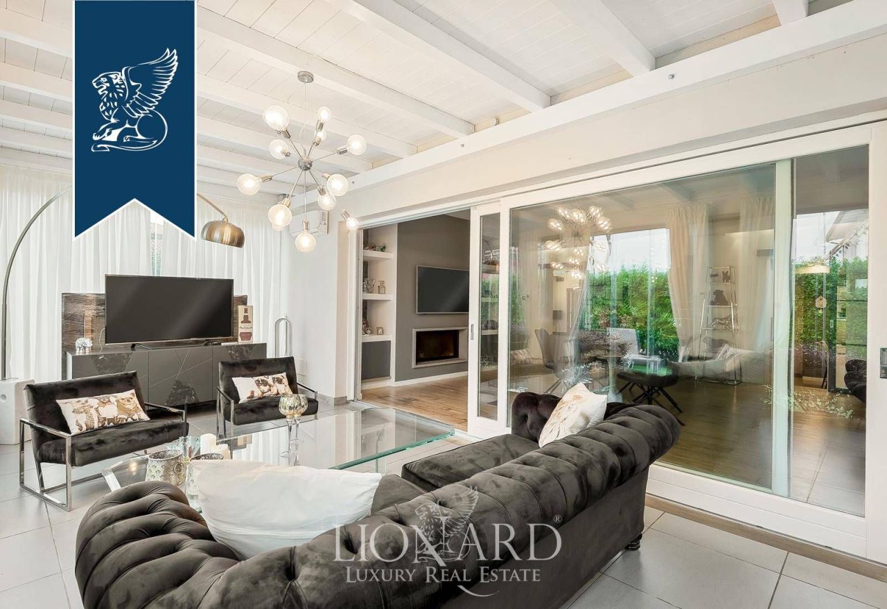 Вилла в Лукке, Италия, 282 м² - фото 8