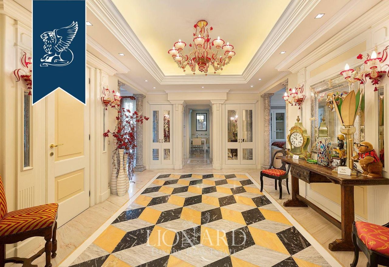 Вилла в Венеции, Италия, 600 м² - фото 8