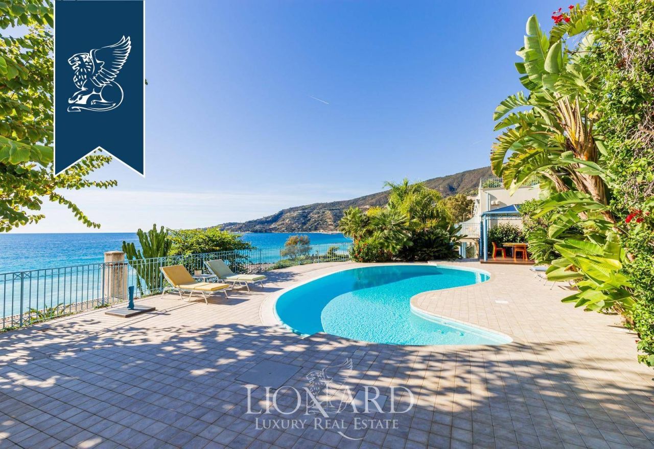 Вилла в Оспедалетти, Италия, 450 м² - фото 8