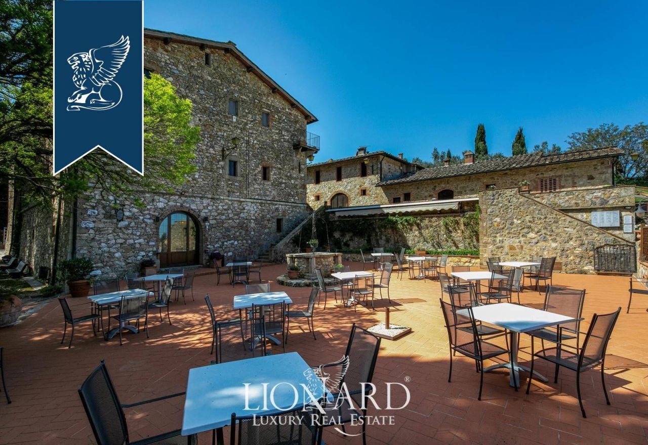 Дом в Сиене, Италия, 1 900 м² - фото 8