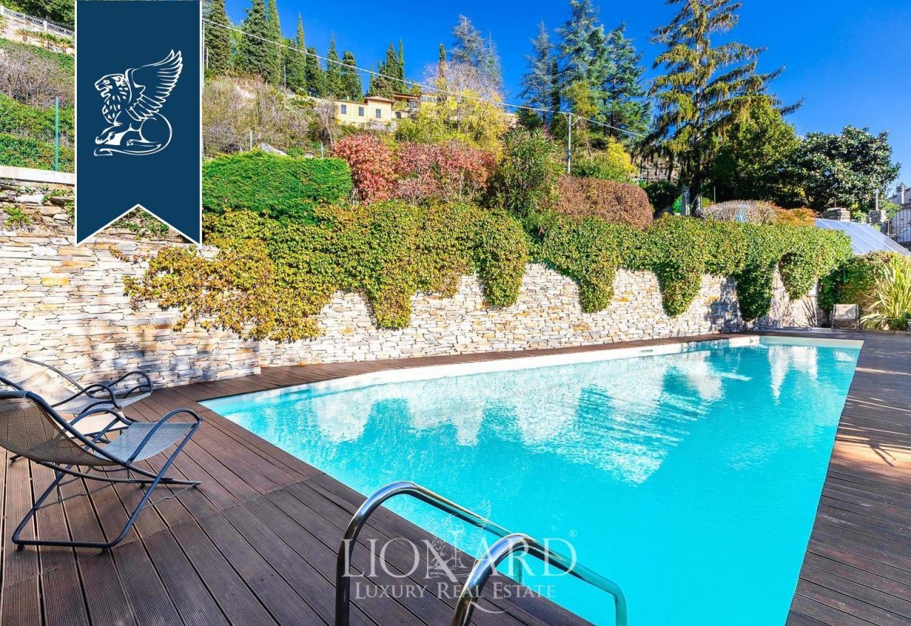 Отель, гостиница в Империи, Италия, 1 000 м² - фото 8