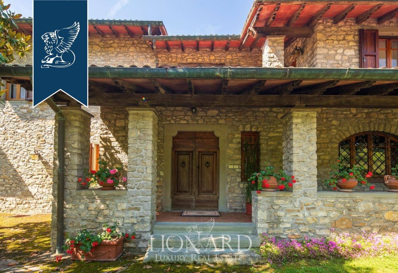 Вилла в Ареццо, Италия, 630 м² - фото 8