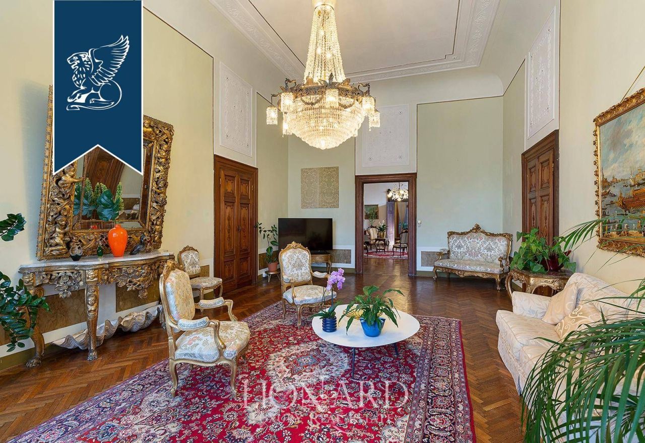 Дом в Венеции, Италия, 2 500 м² - фото 8