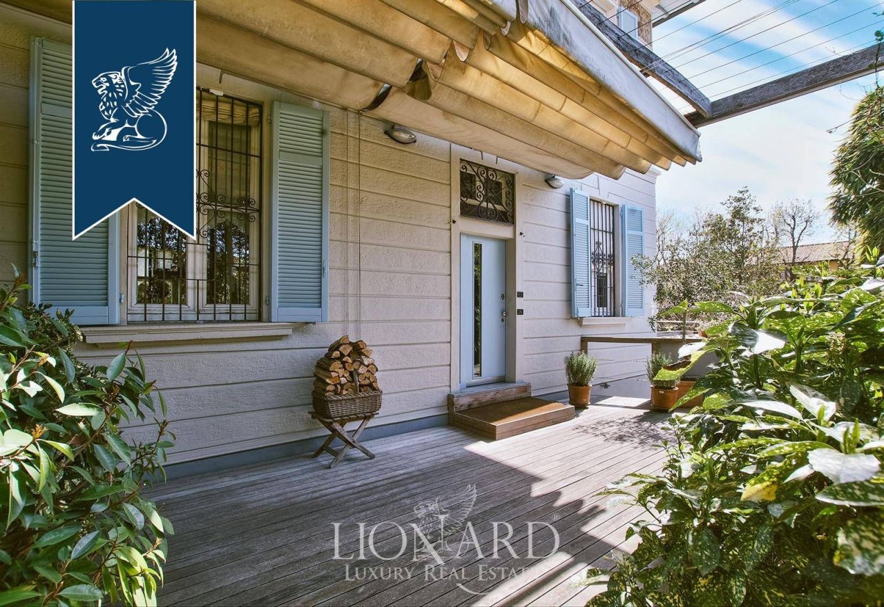 Вилла в Милане, Италия, 300 м² - фото 8