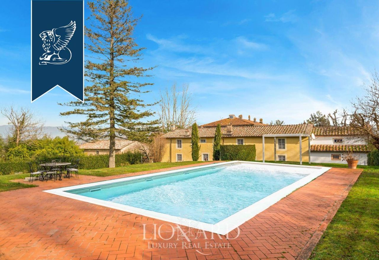 Вилла в Капаннори, Италия, 1 838 м² - фото 8