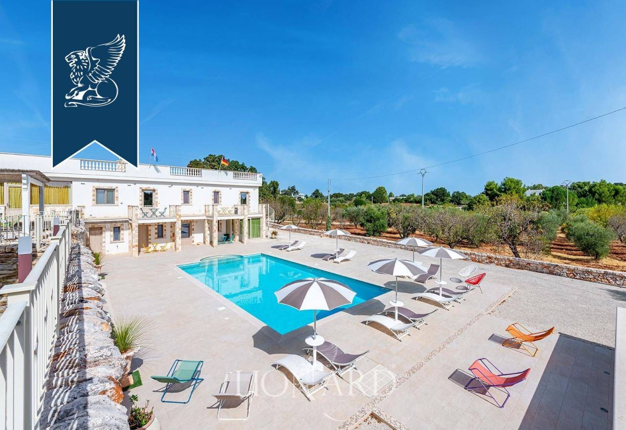 Вилла в Остуни, Италия, 500 м² - фото 8