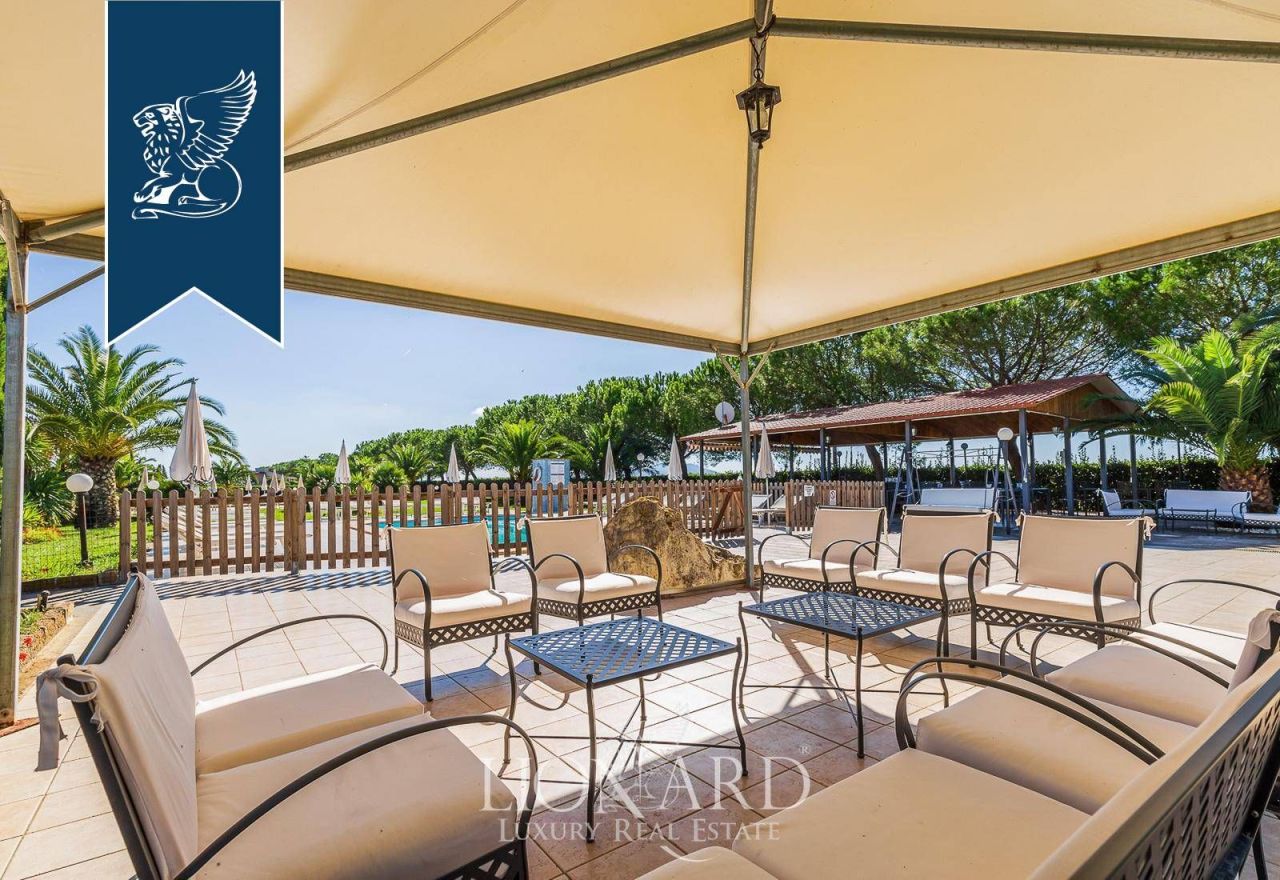 Ферма в Гроссето, Италия, 3 000 м² - фото 8