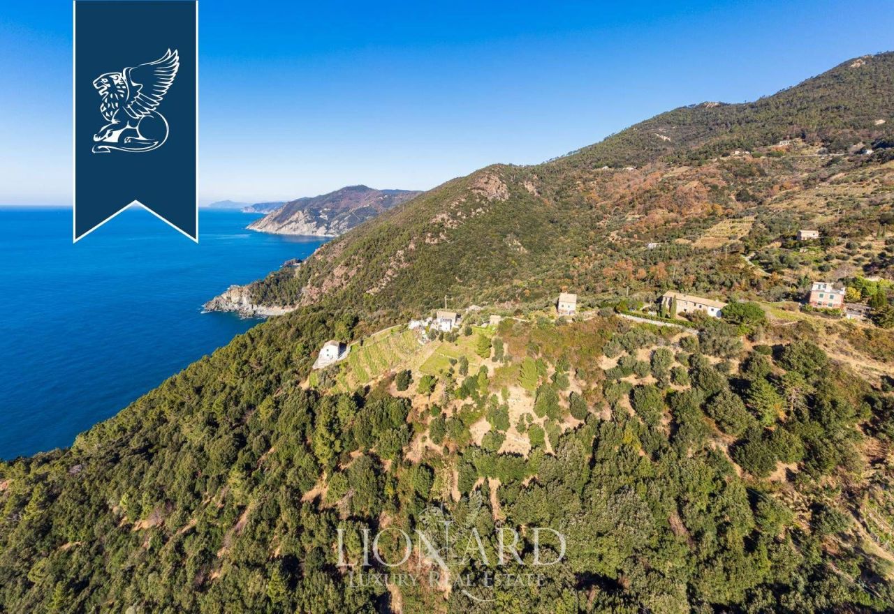 Вилла в Бонассоле, Италия, 400 м² - фото 8