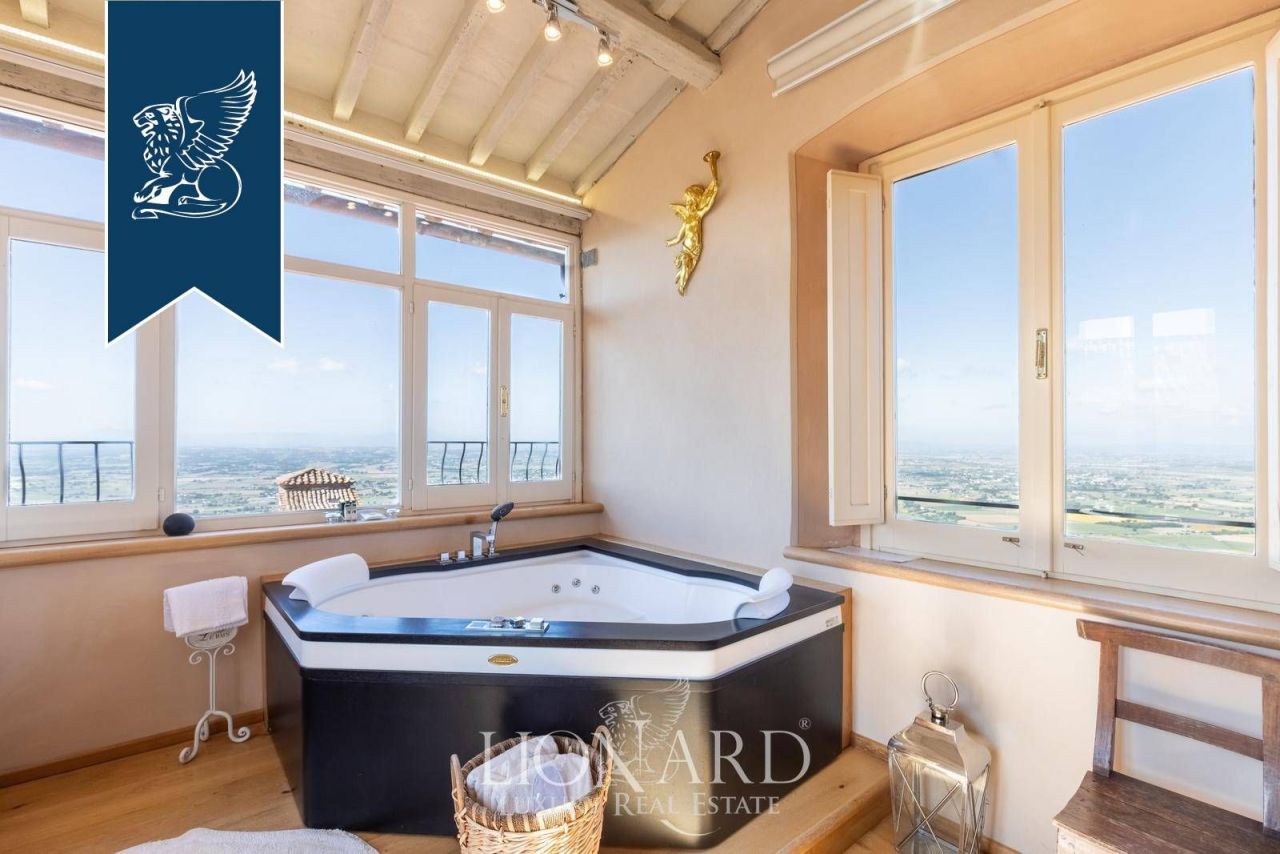 Отель, гостиница в Кортоне, Италия, 1 500 м² - фото 8